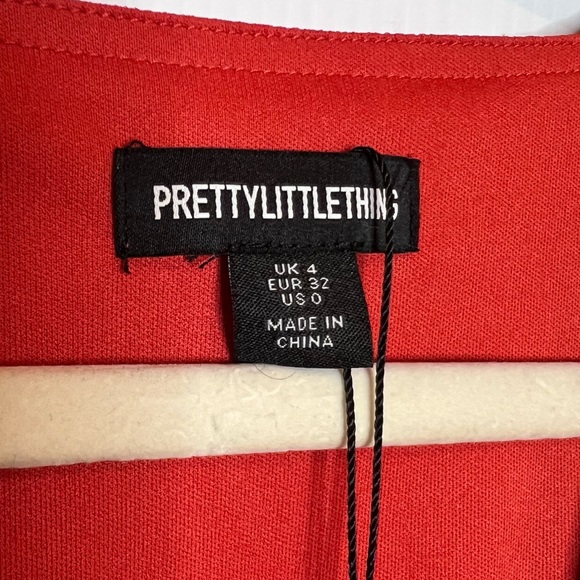 NWT PRETTYLITTLETHING Rust Puff Sleeve Puffball Hem Shift Dress. Size 0 - Picture 9 of 11